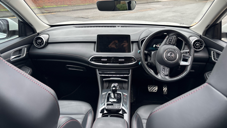 MG Hs 1.5 T-GDI PHEV Exclusive 5dr Auto Hatchback